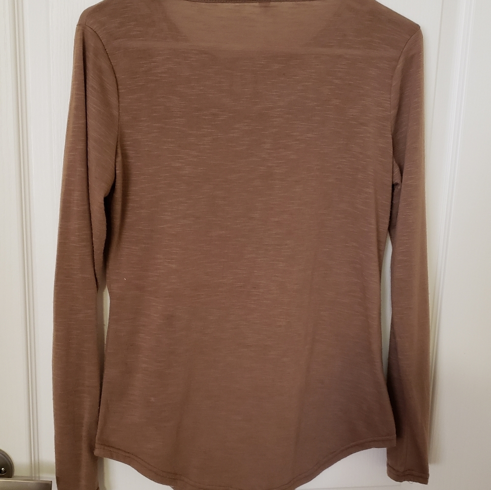 Light brown top - Picture 2 of 6
